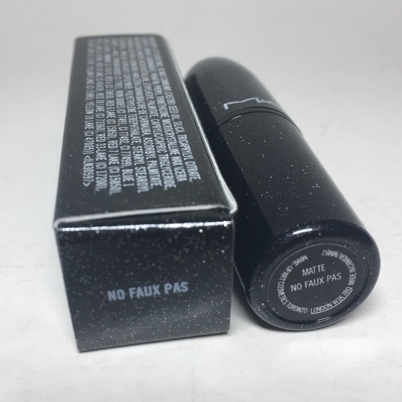 NIB Mac No Faux Pas Matte A54 100% Authentic - Picture 6 of 6